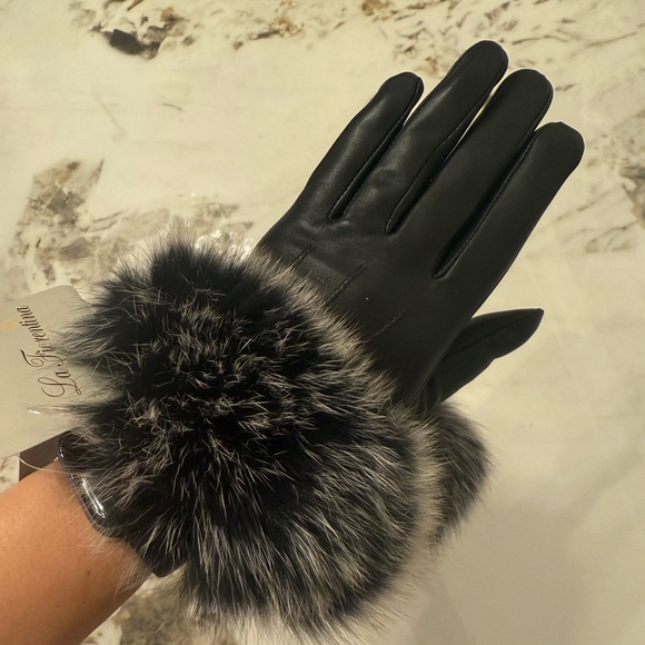 Leather gloves with fur - Picture 1 of 5